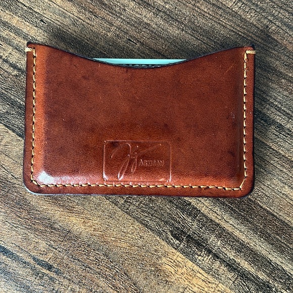 Minimalist Leather Card Holder/Wallet - Picture 5 of 5